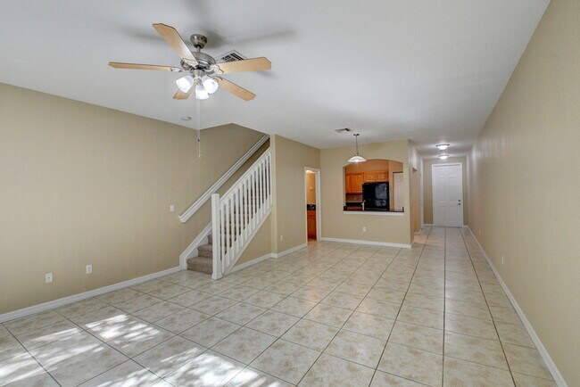 Foto del edificio - 121 Hemingway Ct