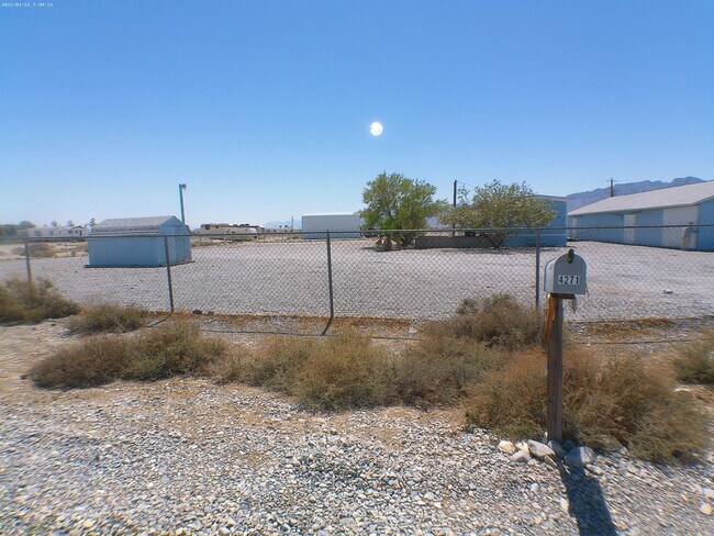 Foto del edificio - 4271 Flamingo Rd