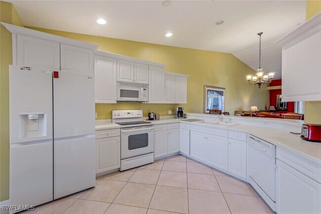 Foto del edificio - 2790 Cypress Trace Cir