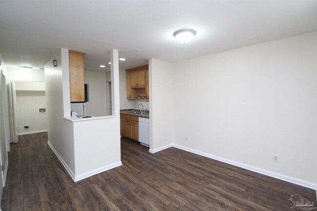 Building Photo - 5207 Charbar Dr