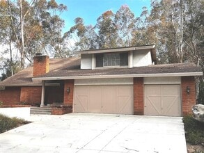 Building Photo - 24851 Rollingwood Rd