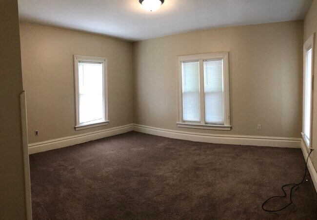 Bedroom - 604 S Clinton St