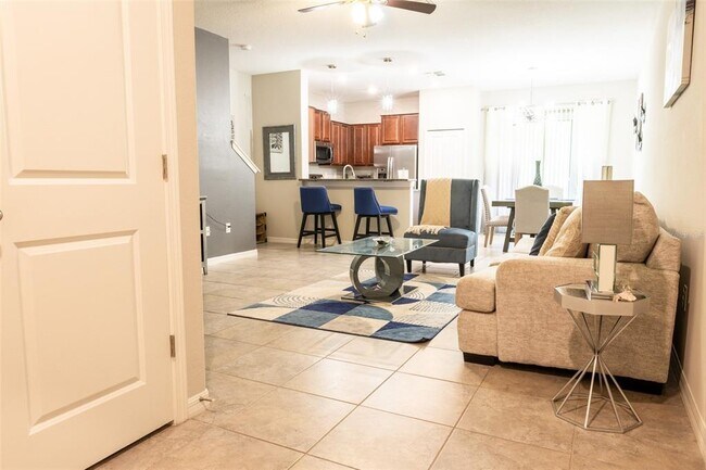 Foto del edificio - 9752 Pembrooke Pines Dr