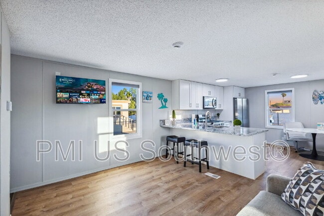 Foto del edificio - 437 Riverfront Dr