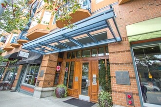 Building Photo - 2414 1st Ave