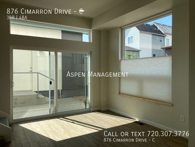 Foto del edificio - 876 Cimarron Dr