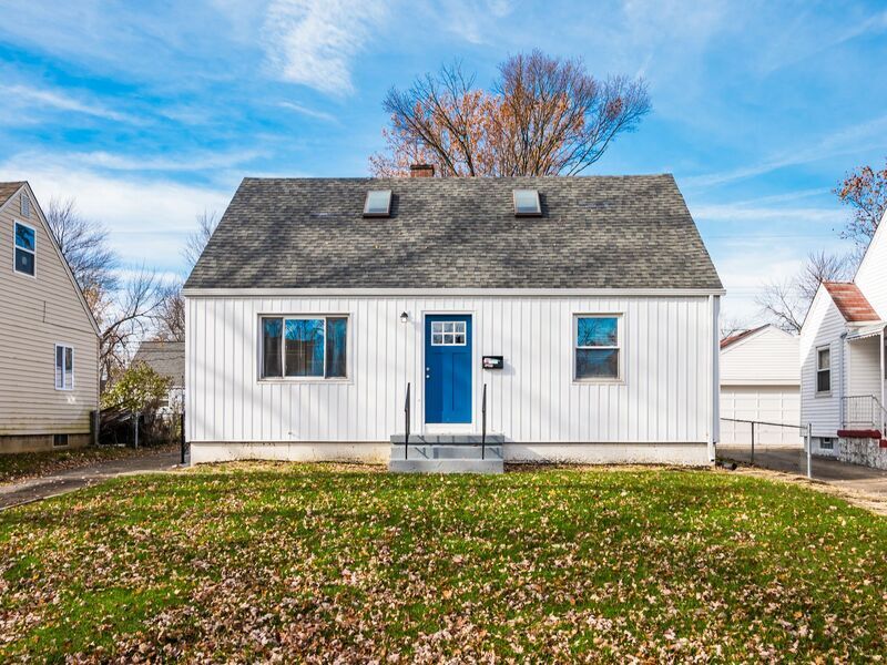 Primary Photo - 3463 Dresden St