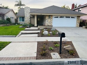 Building Photo - 2806 S Diamond St