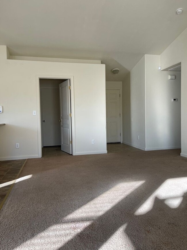 Foto del edificio - 1551 Reese River Rd