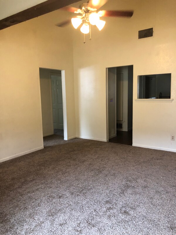 1391 Arvel Cir, Azle, TX 76020 Room for Rent in Azle, TX