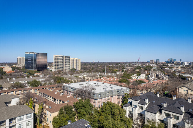 Foto aérea - The Grand at Turtle Creek Condominiums