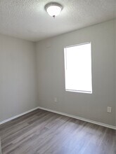 Building Photo - 1218 1st Ave N