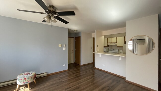 Building Photo - 4301 W Shamrock Ln