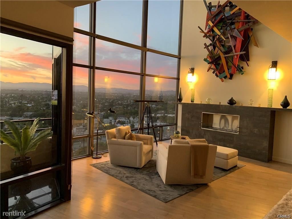 Foto principal - 4316 Marina City Dr