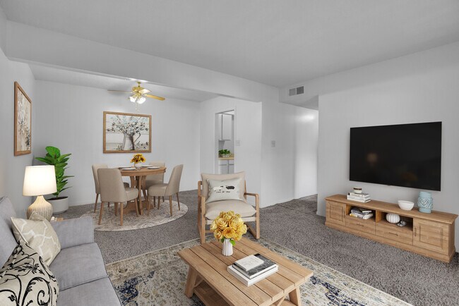 2 habitaciones, | Sala de estar - Savannah Ridge