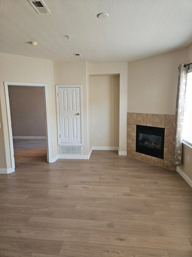 Foto del edificio - 16312 E Fremont Ave