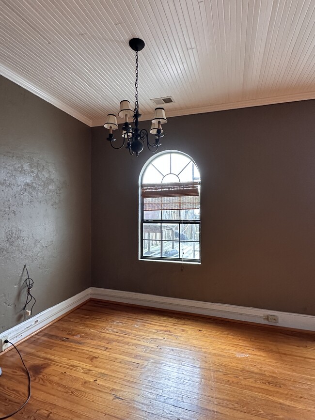 Corner of dining room - 533 Rutledge St