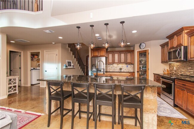 Foto del edificio - 1020 Woodland Bend Cir