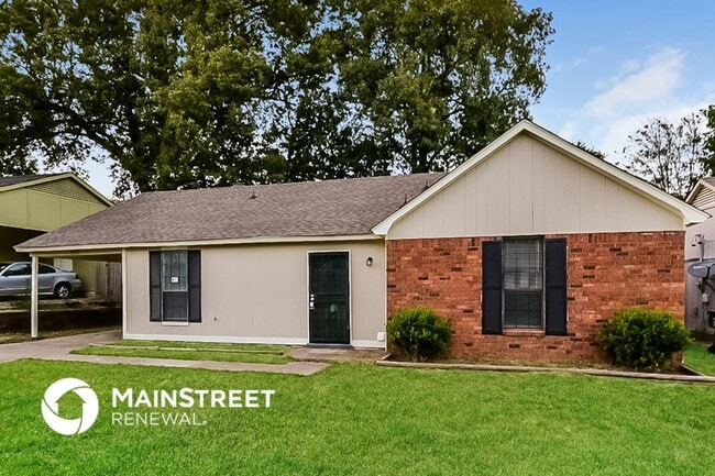 Building Photo - 5772 Jardin Pl