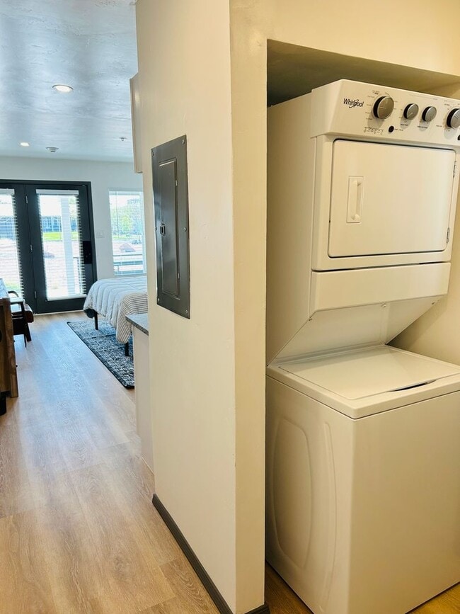 Interior Photo - Panorama