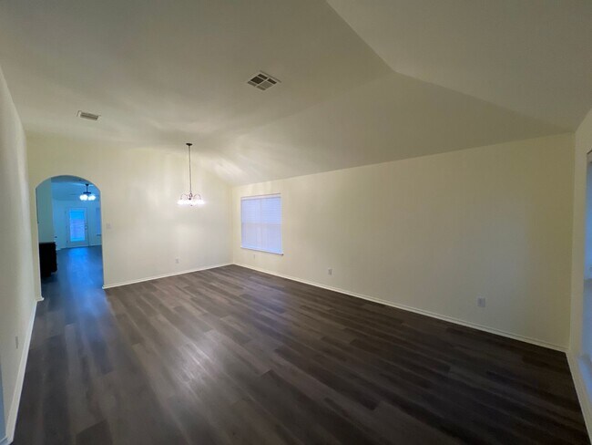 Foto del edificio - Great Round Rock Home - Available Now!