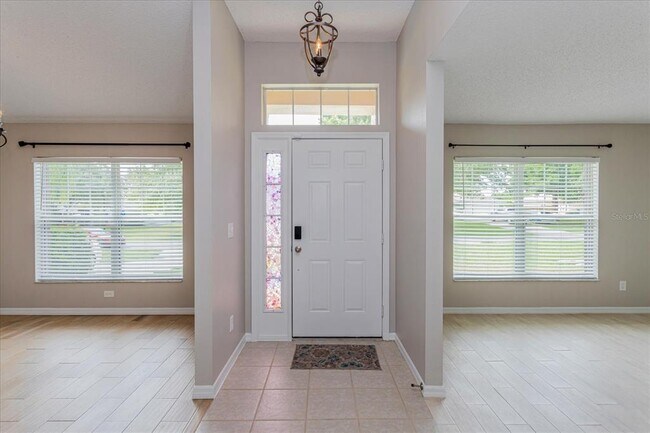 Foto del edificio - 2235 Lake Pointe Cir
