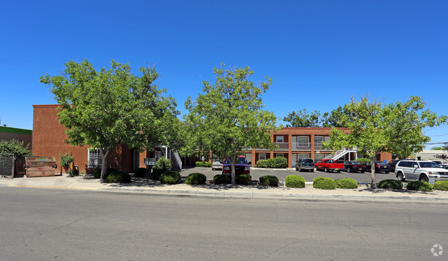 Building Photo - Hacienda Norte Apartments