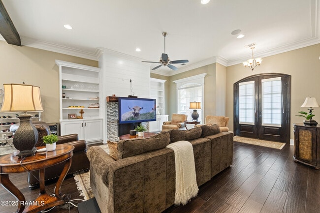 Foto del edificio - 311 Oats Dr