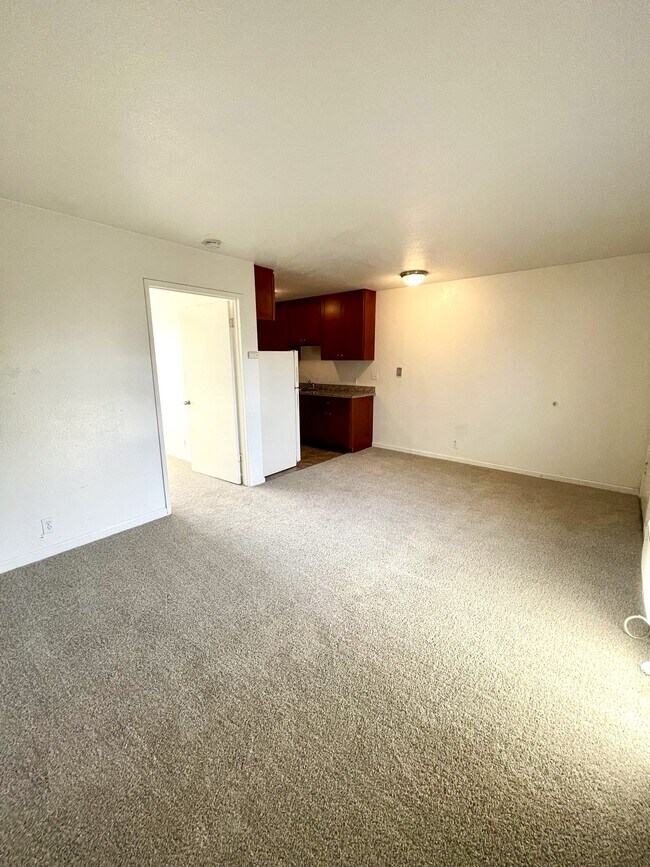 Building Photo - 3027 4th Ave