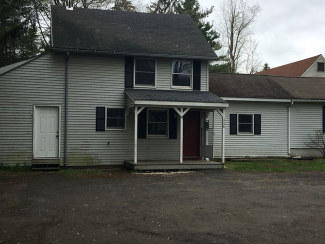 Building Photo - 33 Thayer Street - 2