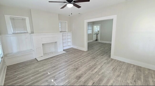 Building Photo - 2805 S Jennings St