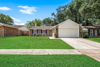 Building Photo - 22831 Millgate Dr