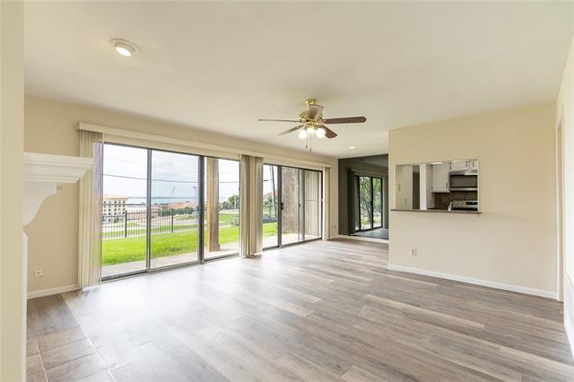 Building Photo - 907 Signal Ridge Pl