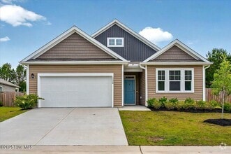 Building Photo - 1338 Cadbury Castle Dr SE