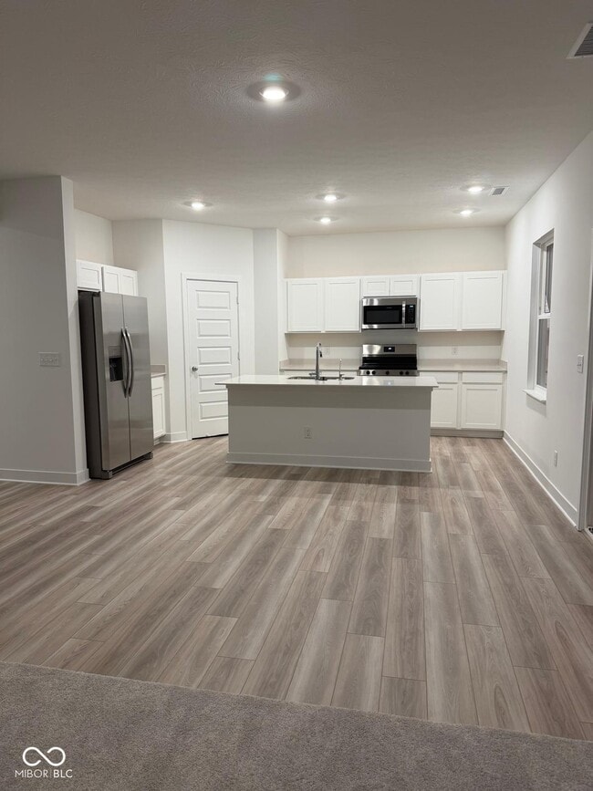 Foto del edificio - 2884 Woods Edge Dr