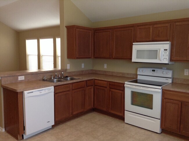Foto del edificio - 6236 Spring Ranch Dr