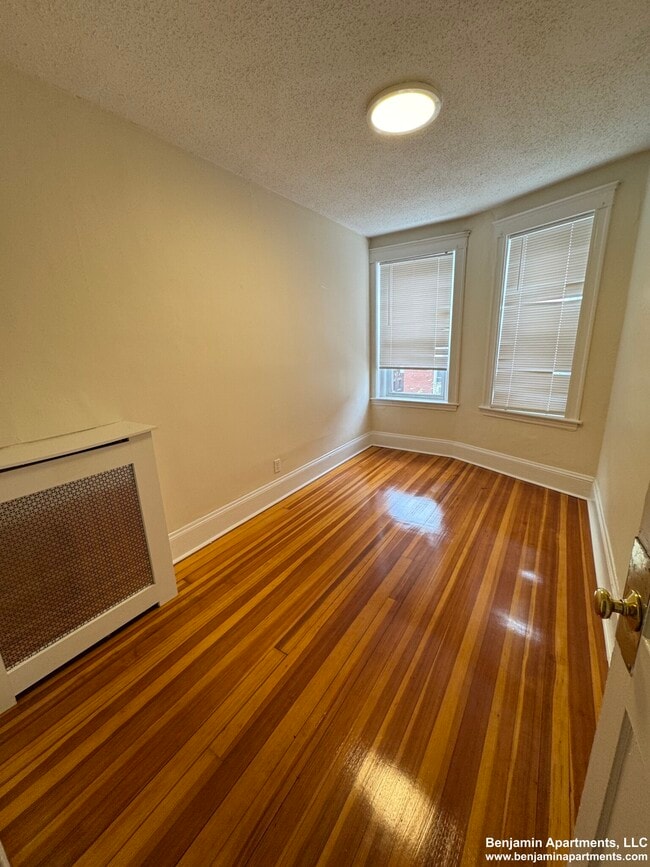 Foto del edificio - 10 Barrows St