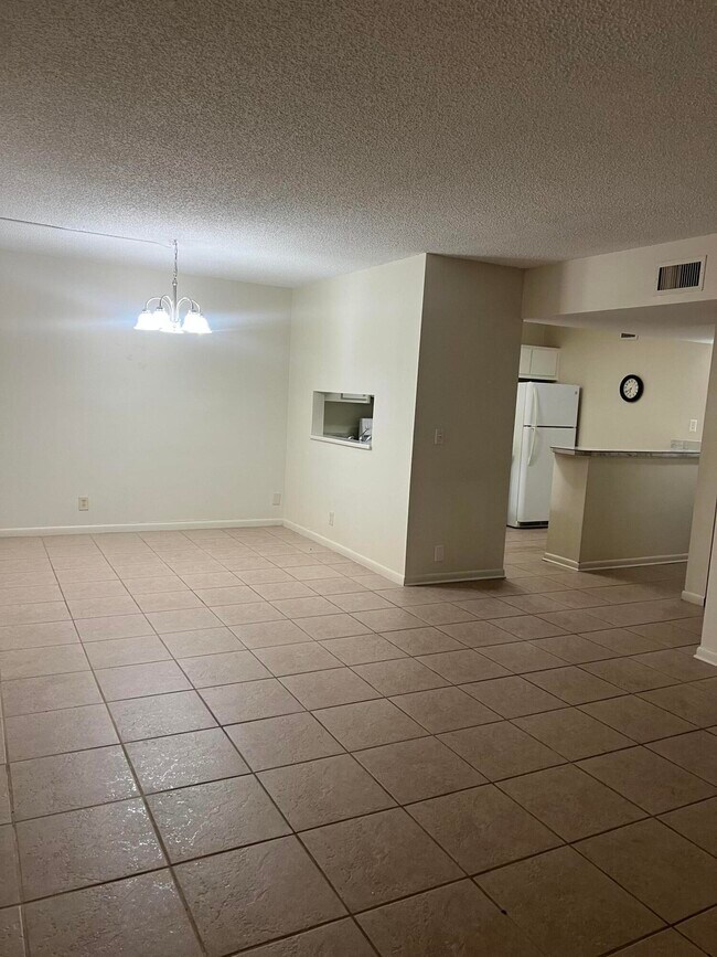 Foto del edificio - 6272 Chasewood Dr
