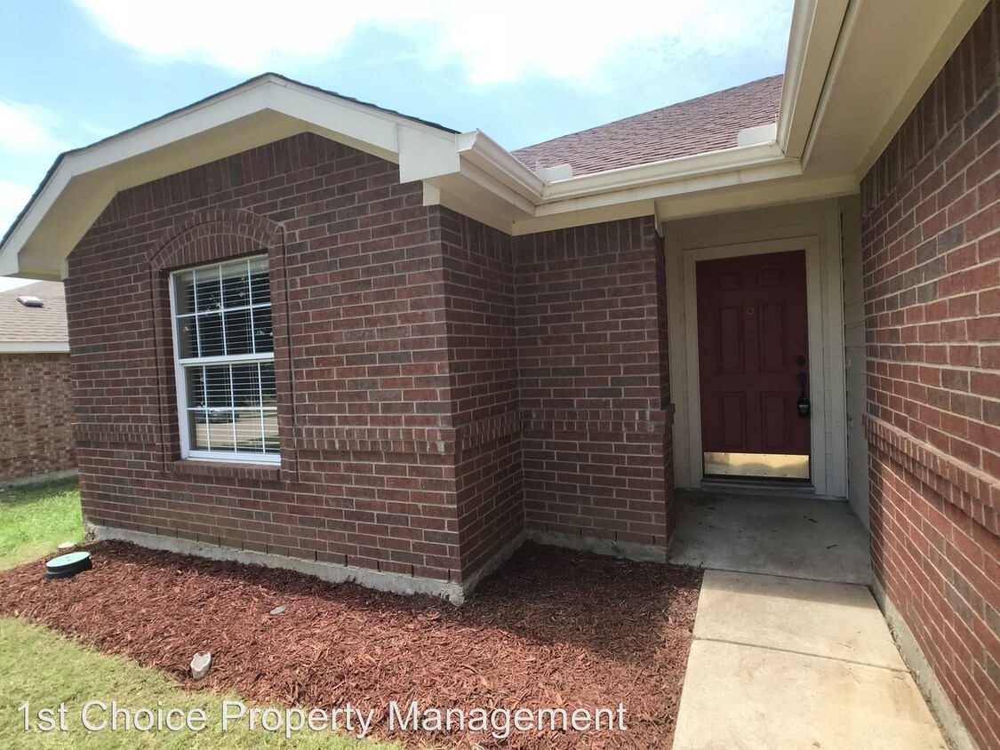 Primary Photo - 3 br, 2 bath House - 1037 Ridge Top Dr