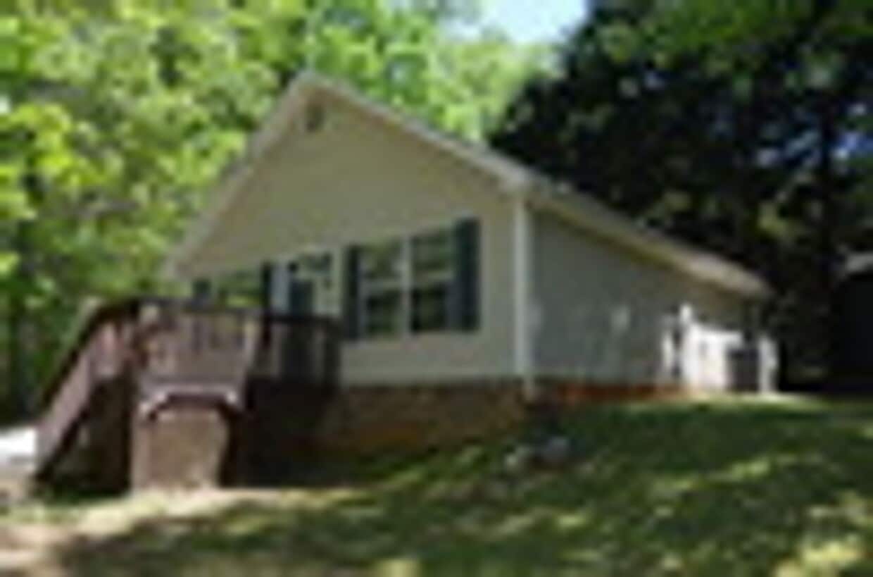 Cute 1 Bedroom 1 Bath with Bonus Room! - Cute 1 Bedroom 1 Bath with Bonus Room!