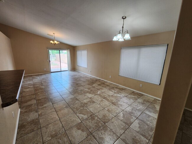 Foto del edificio - 6538 W Chickasaw St