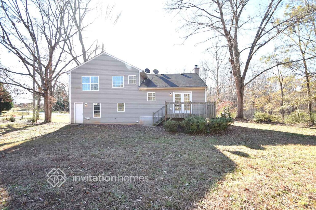 Foto del edificio - 543 Kristin Ln