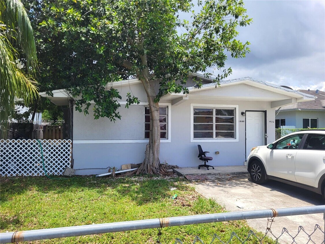 Primary Photo - 1404 NW 60th St