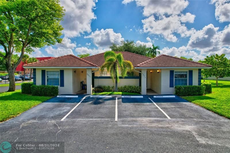 Primary Photo - 9873 Three Lakes Cir
