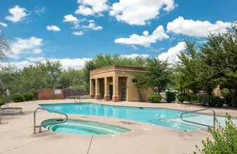 Building Photo - 2803 E River Rd