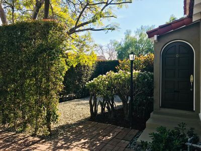 Foto del edificio - 1023 S Stanley Ave