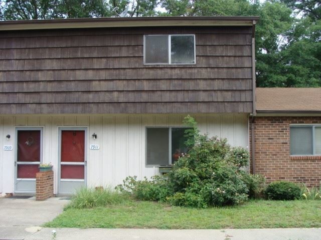 Primary Photo - 7923 Yacht Haven Rd