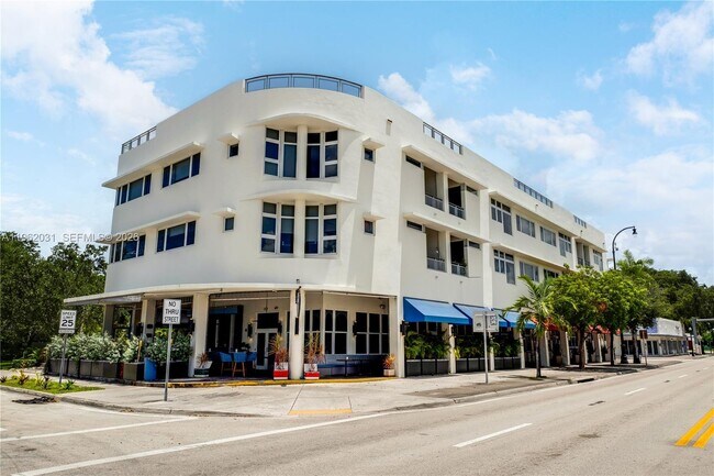 Foto del edificio - 6701 Biscayne Blvd