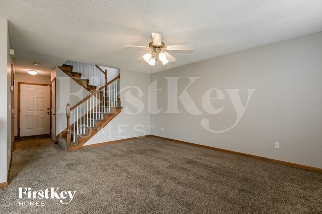 Building Photo - 11104 Highview Rd