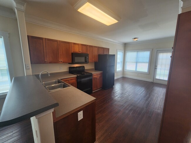 Building Photo - 145 Artisan Pl